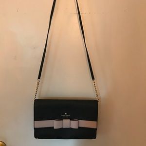 Kate spade bow crossbody. LIKE NEW